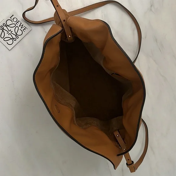 Loewe Flamenco Clutch Bag - Picture 4 of 8